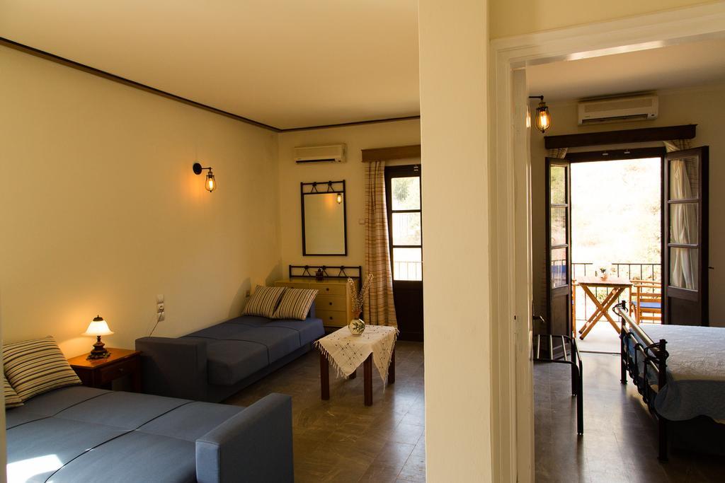 Hotel Porto Potha Télendosz Kültér fotó