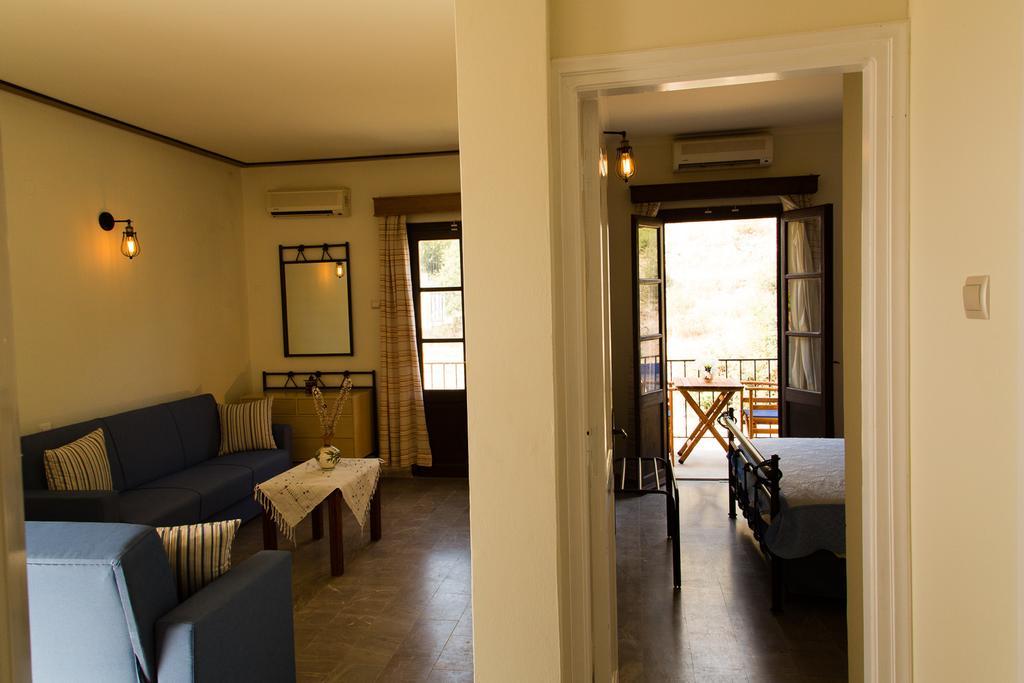 Hotel Porto Potha Télendosz Kültér fotó