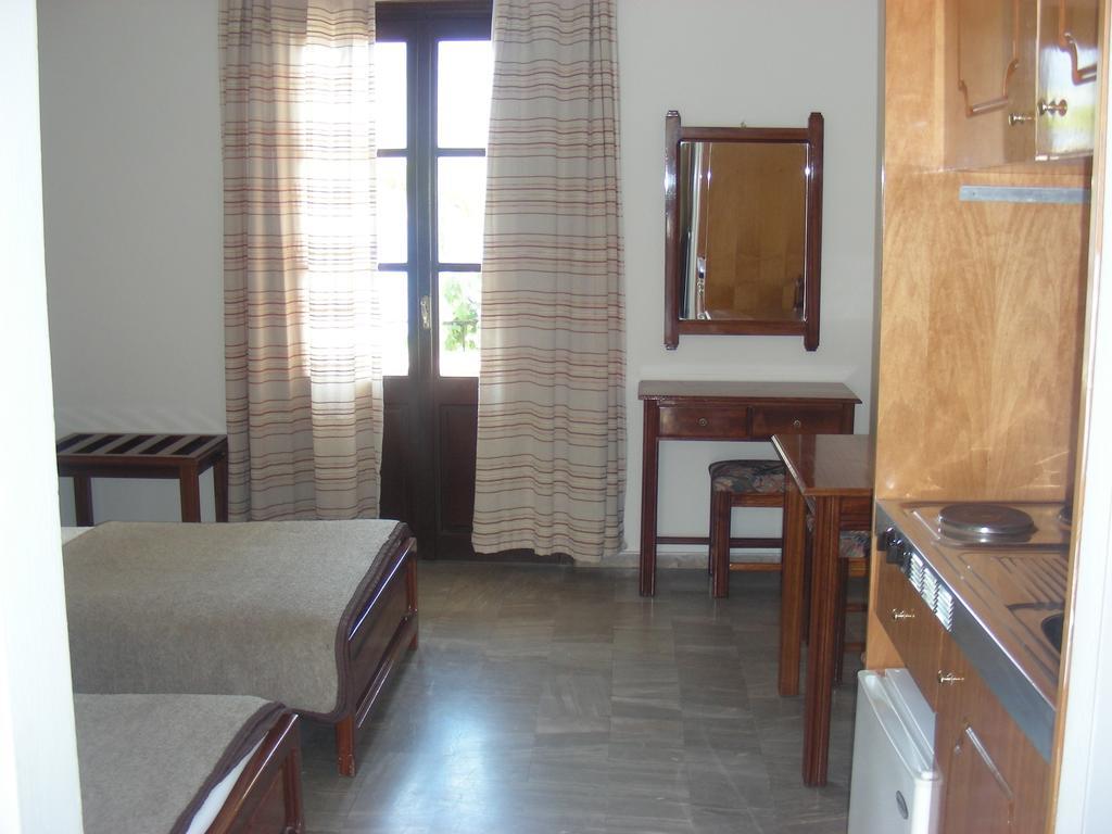 Hotel Porto Potha Télendosz Kültér fotó